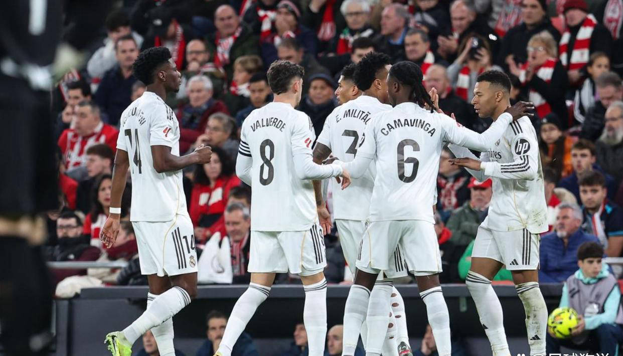 西甲争冠格局因此3-0大变，皇马仅落后巴萨1分，姆巴佩追平C罗神纪录